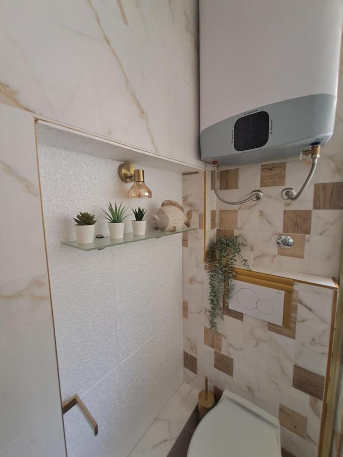 Apartman Nera Apartment โพลเช ภายนอก รูปภาพ